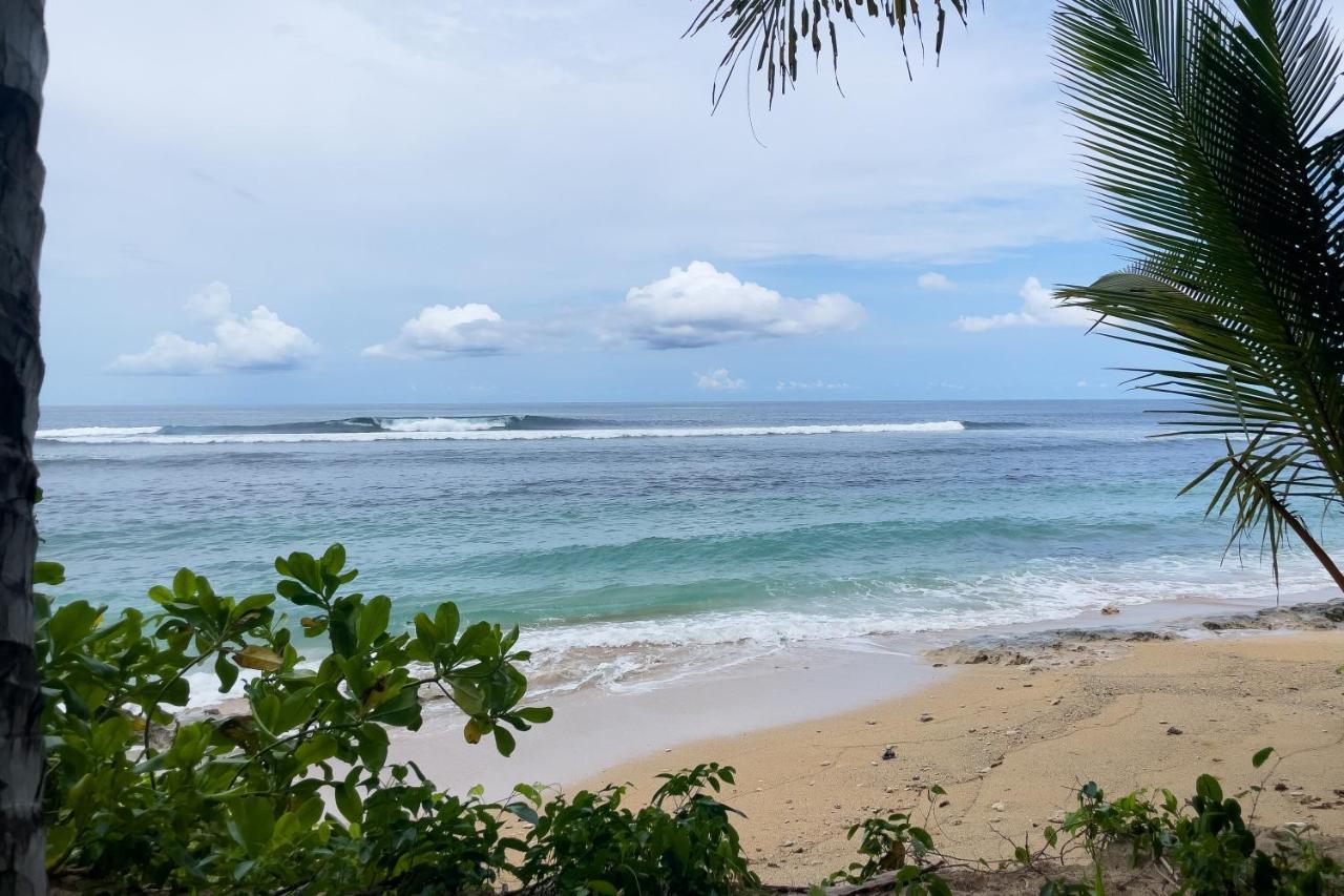 Metita Beach & Dive Resort Daruba Ngoại thất bức ảnh